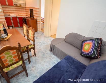 Natasa apartmani Bijela, Natasa apartman 2, privatni smeštaj u mestu Bijela, Crna Gora